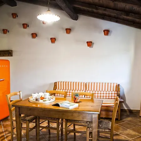 Agriturismo La Valle Di Vico *